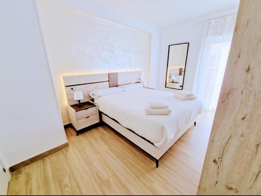 Apartamento Puerto Sol Y Mar Fuengirola Ngoại thất bức ảnh